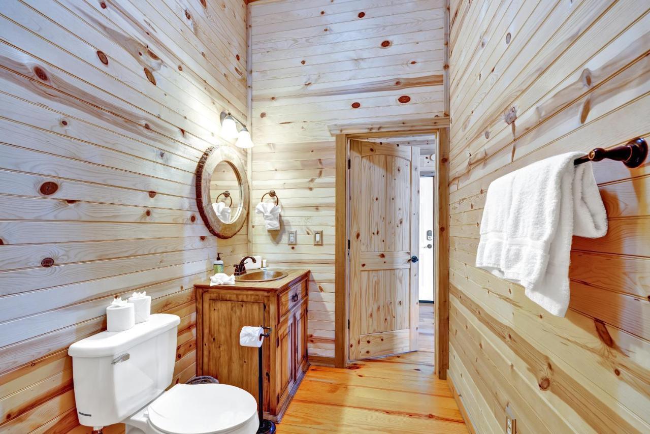 Rocky Ridge Cedar Cabin With Hot Tub & Amazing Views Crabapple ภายนอก รูปภาพ